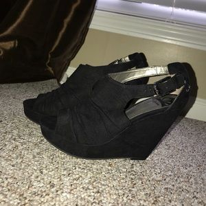 Black Peep-Toe Wedges